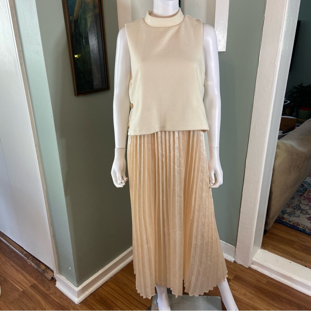 THML Cream Champagne Pleated Maxi/Midi Dress Sleeveless Layered Satin Large L - Picture 5 of 14